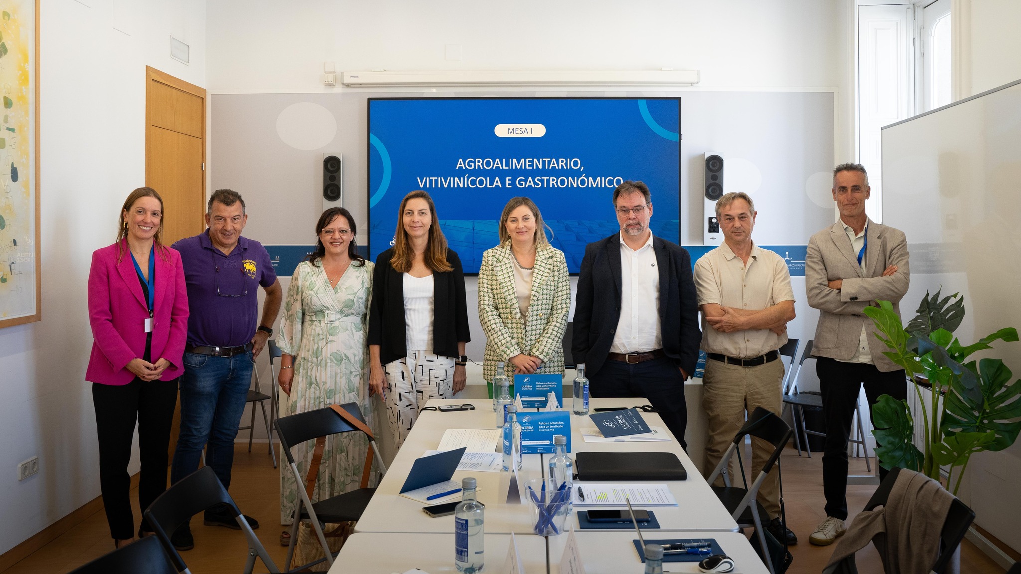 CUEVAS Y CÍA EN LA MESA DEL SECTOR AGROALIMENTARIO, VITIVINÍCOLA Y GASTRONÓMICO 